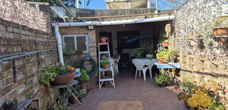 Galería Atlántida 104