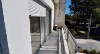 Adriana 102 Adriana 102