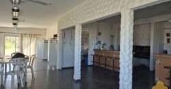 Hotel con dos casas