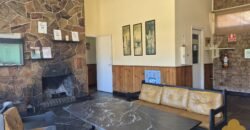 Hotel con dos casas