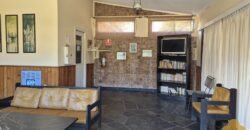 Hotel con dos casas