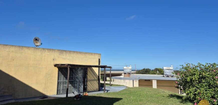 Hotel con dos casas