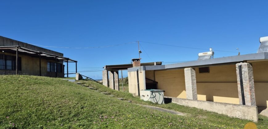 Hotel con dos casas