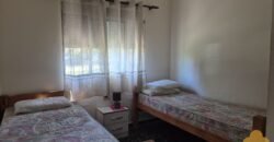 Hotel con dos casas
