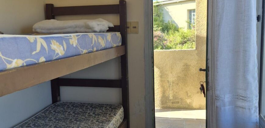 Hotel con dos casas