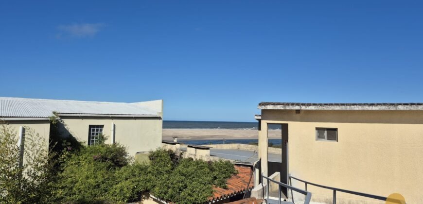 Hotel con dos casas