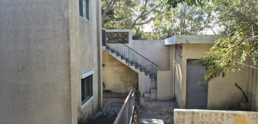 Hotel con dos casas