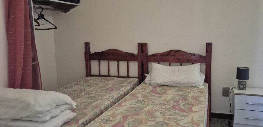 Hotel con dos casas