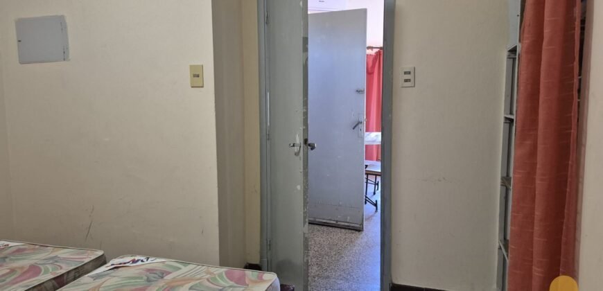 Hotel con dos casas
