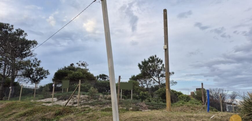 Terreno en rambla de Parque del Plata