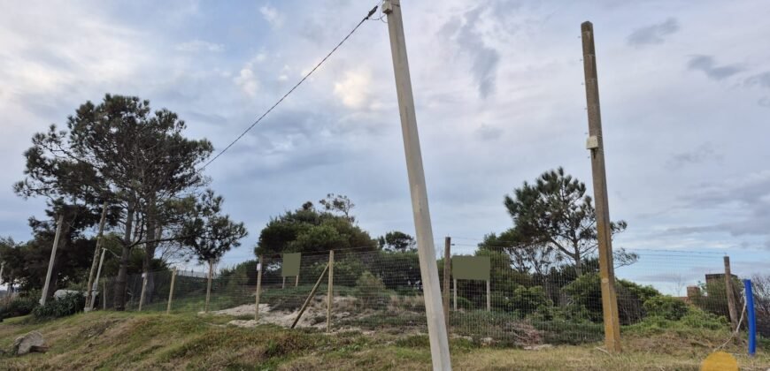 Terreno en rambla de Parque del Plata
